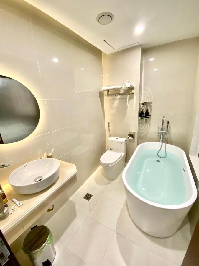 Moonlight Hotel Hạ Long Exterior foto
